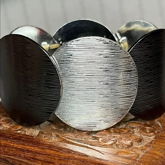 Vintage 2 Tone Metal Disk Panel Elastic Stretch Bracelet - Picture 4 of 13